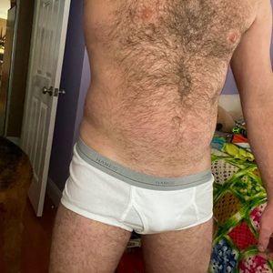 Hanes briefs MEDIUM